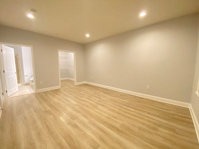 107 Corning Fairbanks Way 153, Westborough, MA 01581