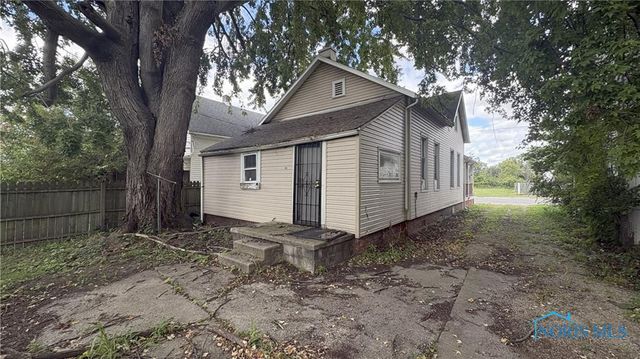 1267 Nebraska Avenue, Toledo, OH 43607