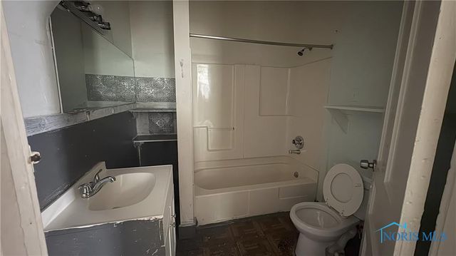 1267 Nebraska Avenue, Toledo, OH 43607