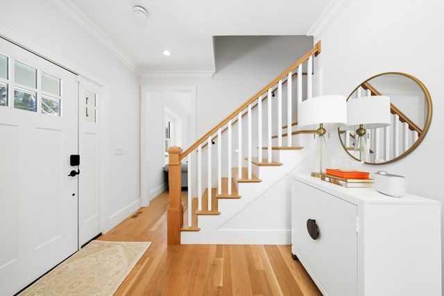 115 Oxford Rd, Newton, MA 02459