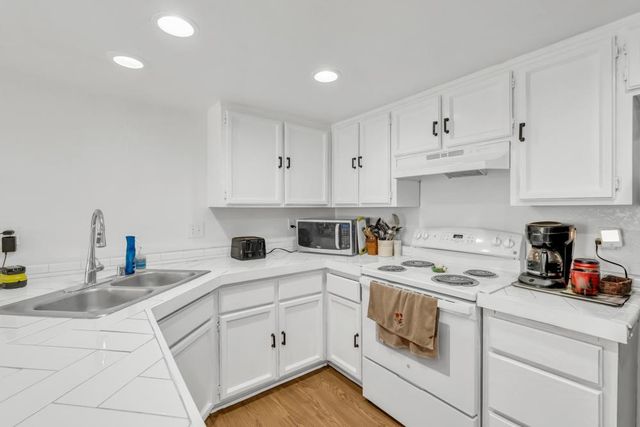 7631 Conklin Ct, Antelope, CA 95843