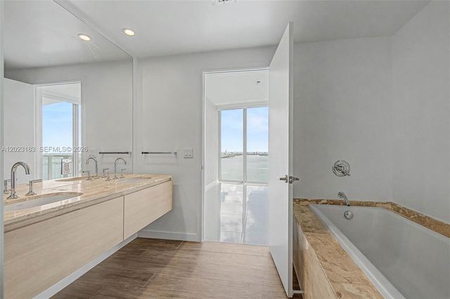 2900 NE 7th Ave 3107, Miami, FL 33137