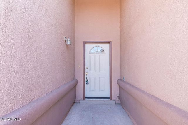 14272 LASSO ROCK Drive, El Paso, TX 79938