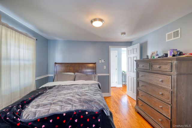 210 Overlook Road, Poughkeepsie, NY 12603