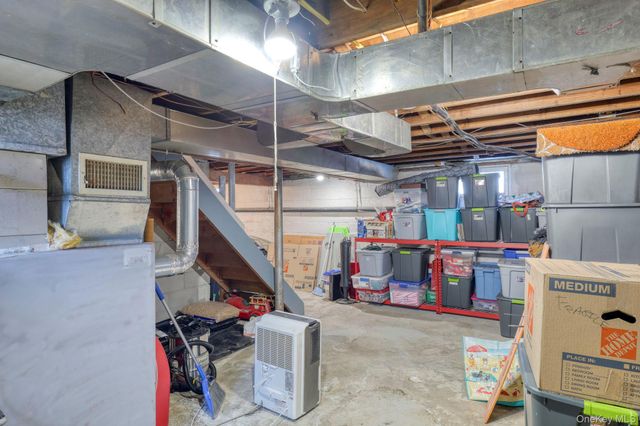 210 Overlook Road, Poughkeepsie, NY 12603