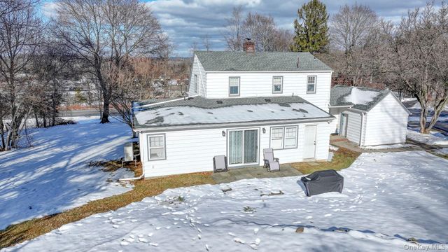 210 Overlook Road, Poughkeepsie, NY 12603