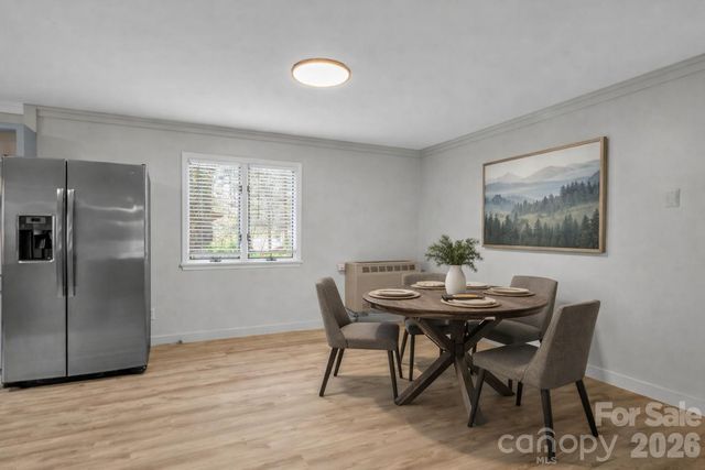 605 Rhododendron Avenue, Black Mountain, NC 28711