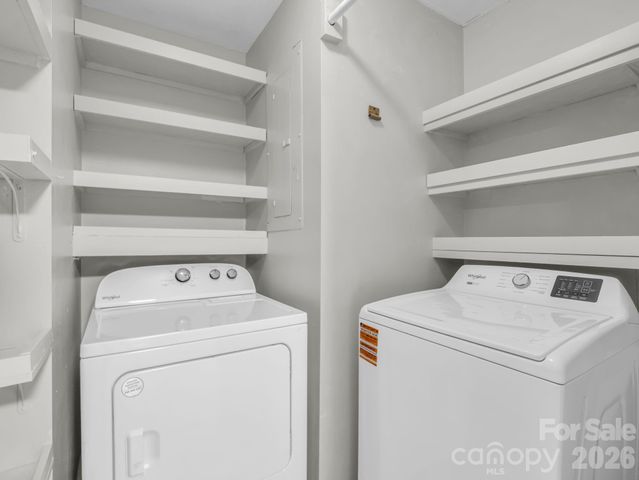 605 Rhododendron Avenue, Black Mountain, NC 28711