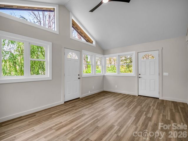 605 Rhododendron Avenue, Black Mountain, NC 28711