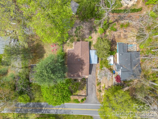 605 Rhododendron Avenue, Black Mountain, NC 28711