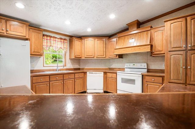 598 Skaggs Branch Road, Williamsburg, KY 40769