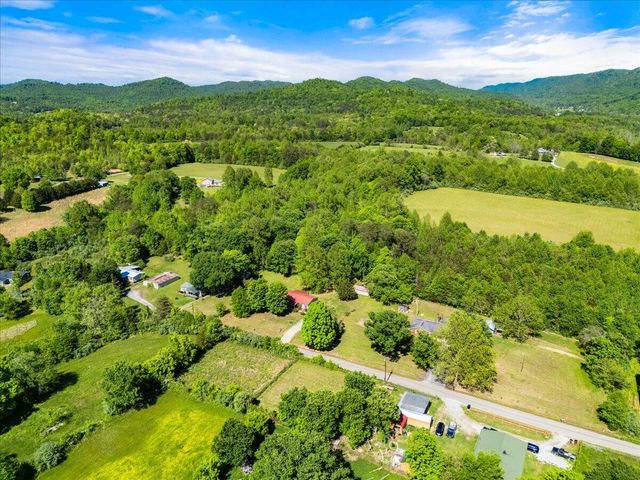598 Skaggs Branch Road, Williamsburg, KY 40769