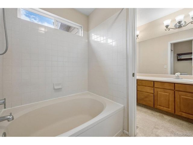 557 Stellars Jay Dr, Highlands Ranch, CO 80129