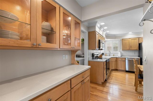 2806 Buckfield Court, Oakville, MO 63129
