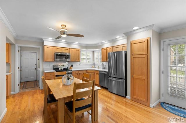 2806 Buckfield Court, Oakville, MO 63129