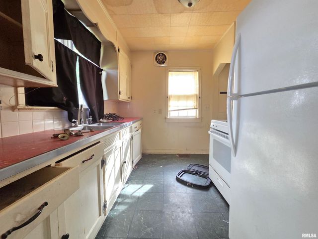 1406 W MARGARET Avenue, Peoria, IL 61604
