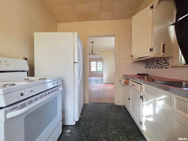 1406 W MARGARET Avenue, Peoria, IL 61604
