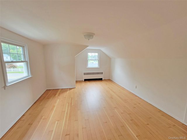 392 3rd Avenue, Bayport, NY 11705