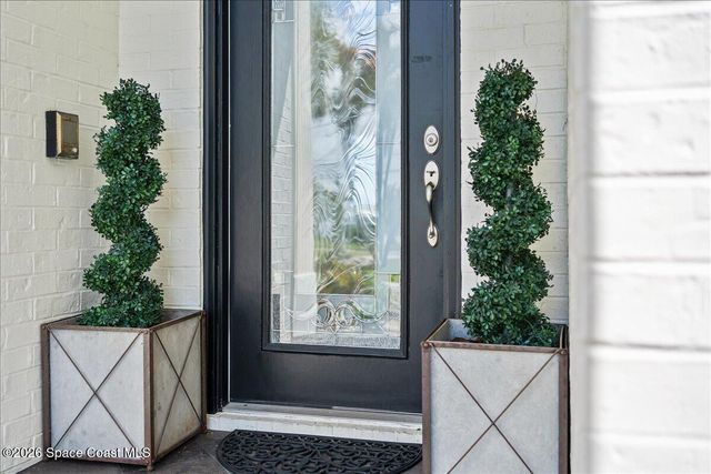 10710 S Tropical Trail, Merritt Island, FL 32952