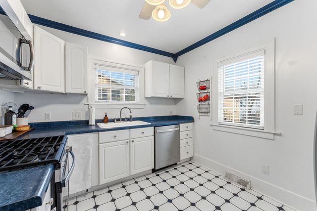 2509 East Street, Davenport, IA 52803