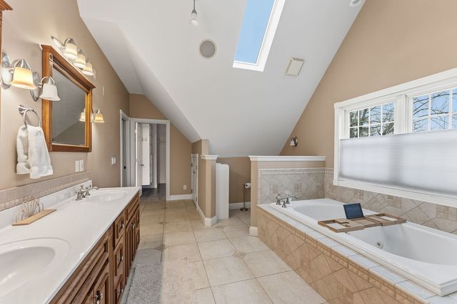 2509 East Street, Davenport, IA 52803