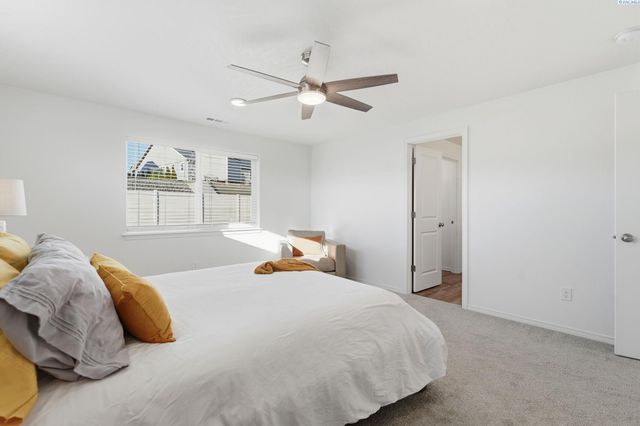 1401 8th Street, Benton City, WA 99320