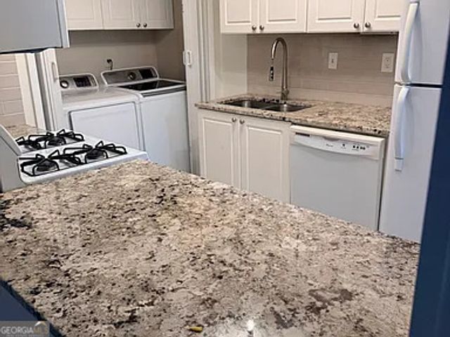 301 Dunbar Drive, Dunwoody, GA 30338