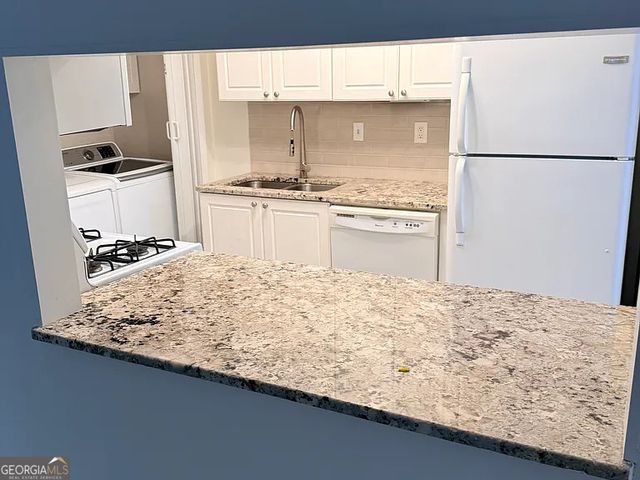 301 Dunbar Drive, Dunwoody, GA 30338