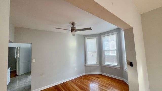 2531 N Tripp Avenue 2F, Chicago, IL 60639