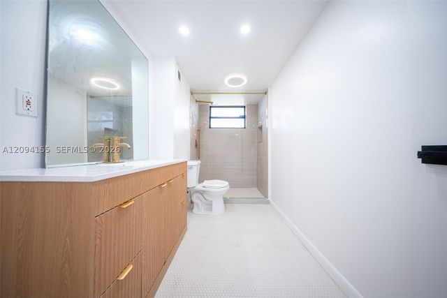 500 Three Islands Blvd 225, Hallandale Beach, FL 33009