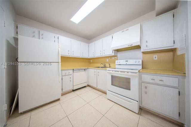 500 Three Islands Blvd 225, Hallandale Beach, FL 33009