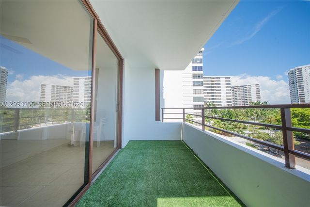 500 Three Islands Blvd 225, Hallandale Beach, FL 33009