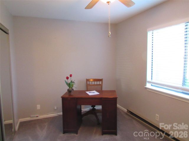 6 Woodlands Drive, Black Mountain, NC 28711