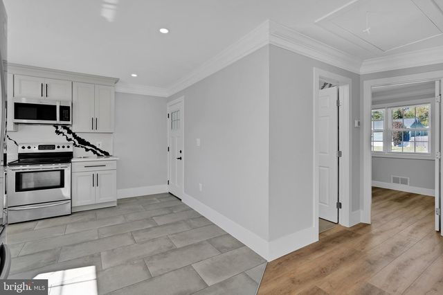 9305 4TH ST, Lanham, MD 20706