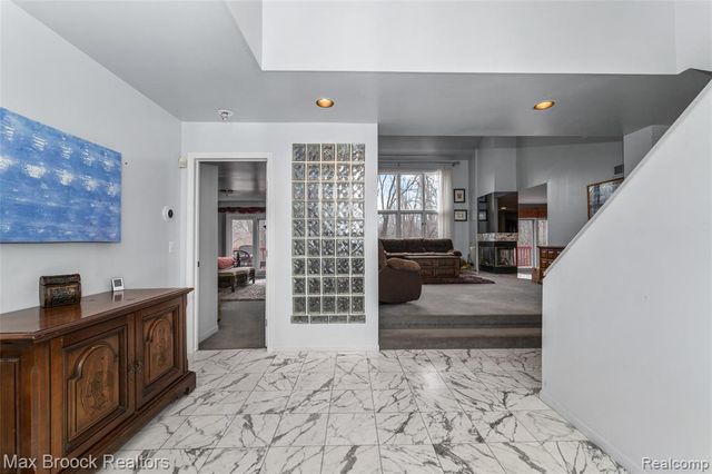 23775 Riverview Drive, Southfield, MI 48034