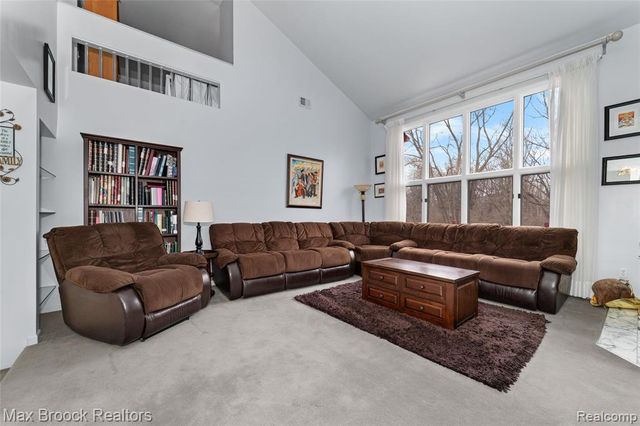 23775 Riverview Drive, Southfield, MI 48034