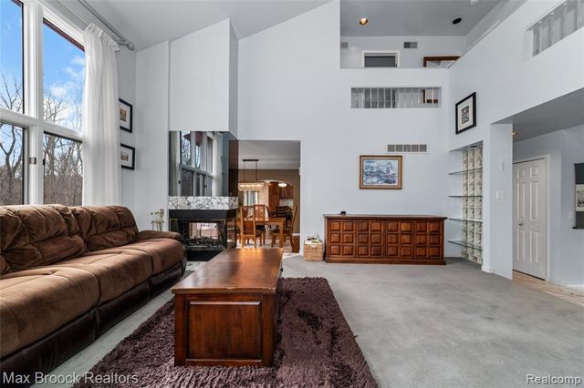 23775 Riverview Drive, Southfield, MI 48034