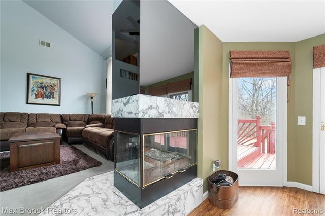 23775 Riverview Drive, Southfield, MI 48034