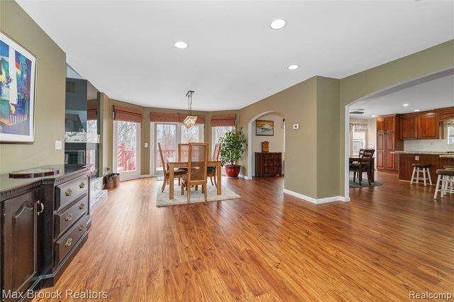 23775 Riverview Drive, Southfield, MI 48034