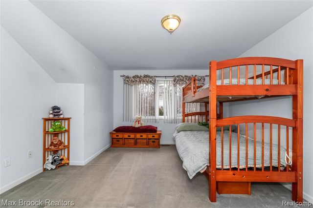 23775 Riverview Drive, Southfield, MI 48034