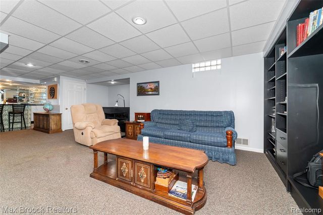 23775 Riverview Drive, Southfield, MI 48034