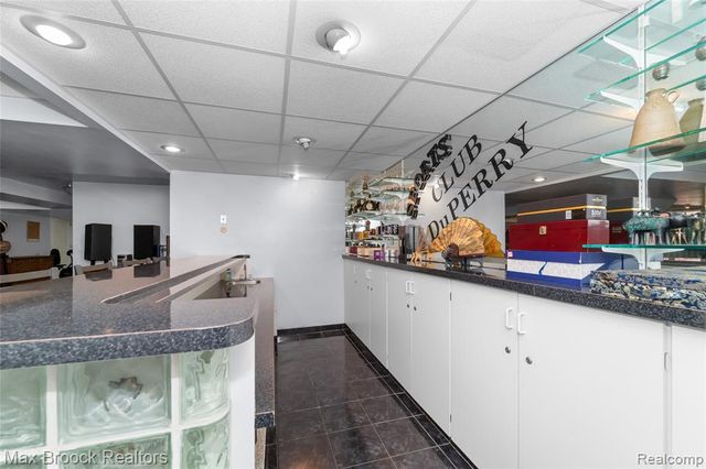 23775 Riverview Drive, Southfield, MI 48034