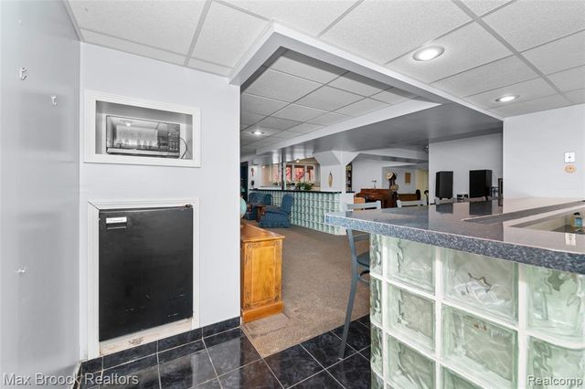 23775 Riverview Drive, Southfield, MI 48034