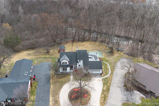 23775 Riverview Drive, Southfield, MI 48034