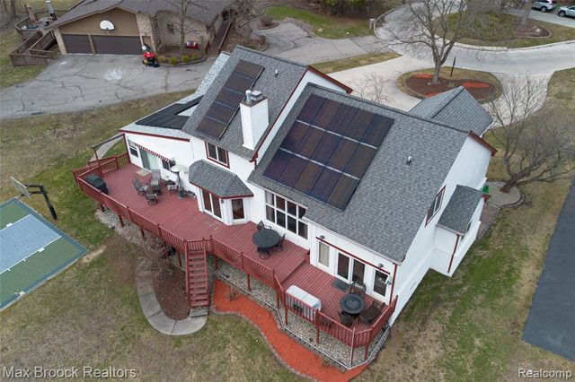 23775 Riverview Drive, Southfield, MI 48034