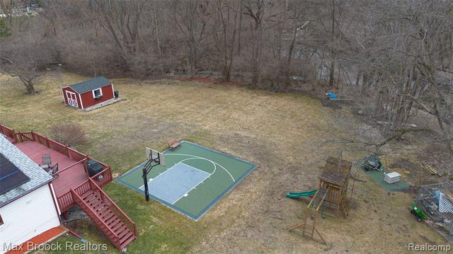 23775 Riverview Drive, Southfield, MI 48034