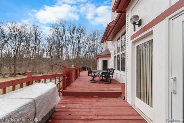 23775 Riverview Drive, Southfield, MI 48034