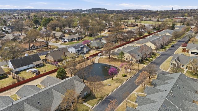 8410 E 74th Court, Tulsa, OK 74133