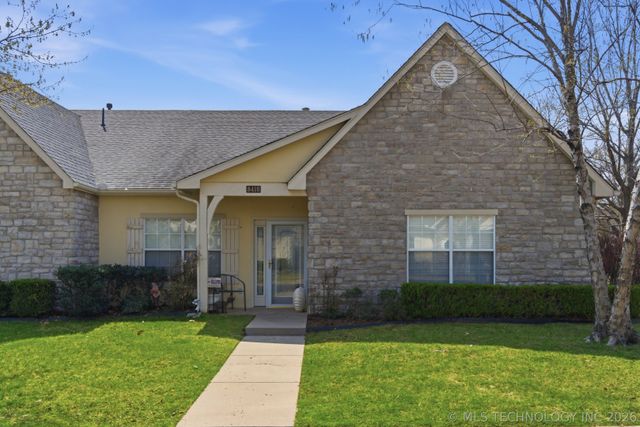 8410 E 74th Court, Tulsa, OK 74133