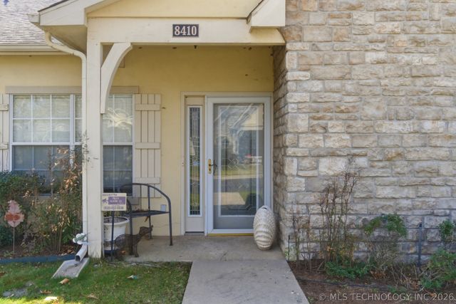 8410 E 74th Court, Tulsa, OK 74133